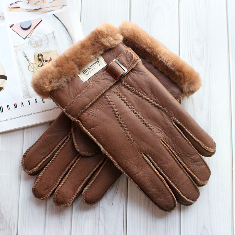 Guanti in pelliccia di montone - Leather Driving Glove recensione e prezzo